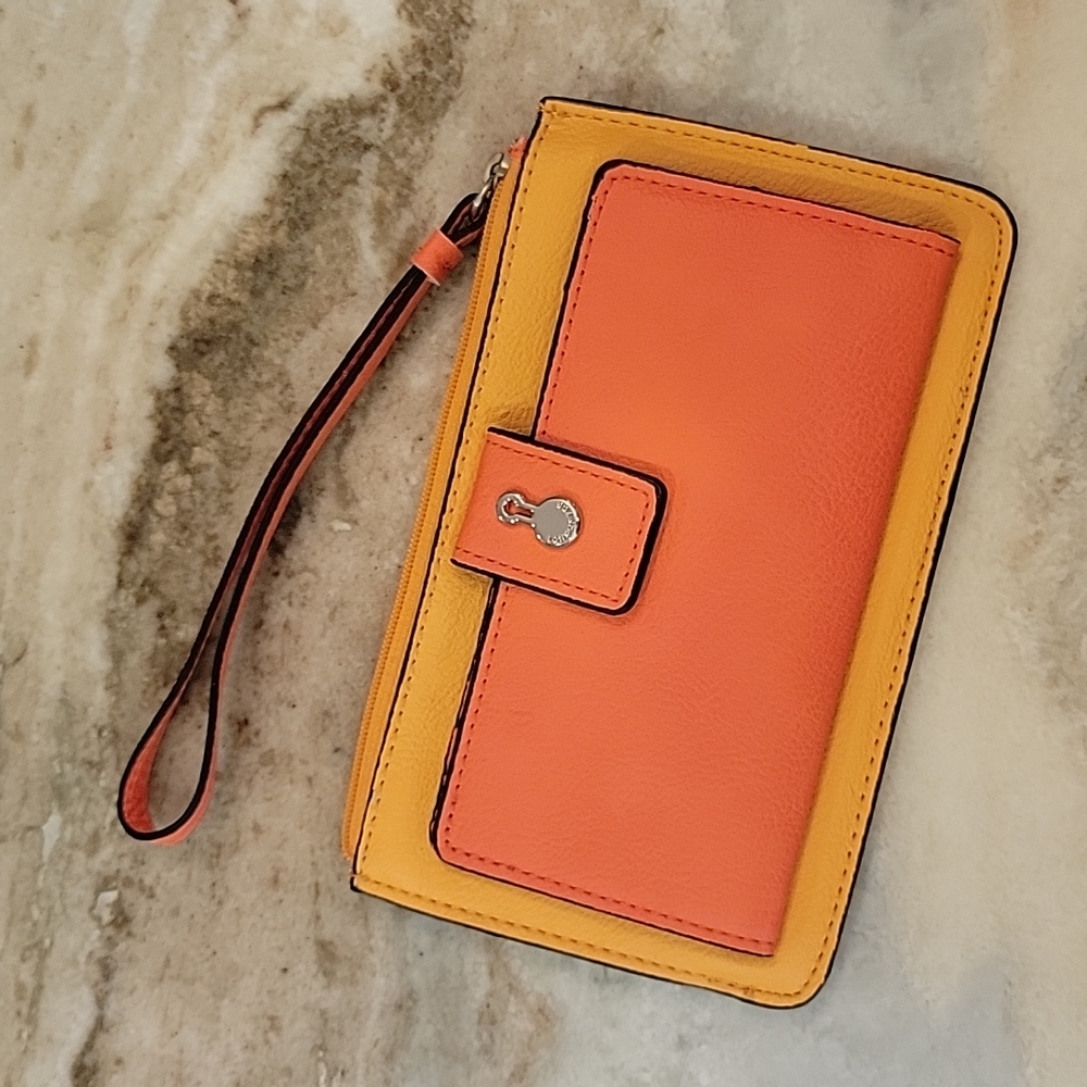 London Fog Wristlet